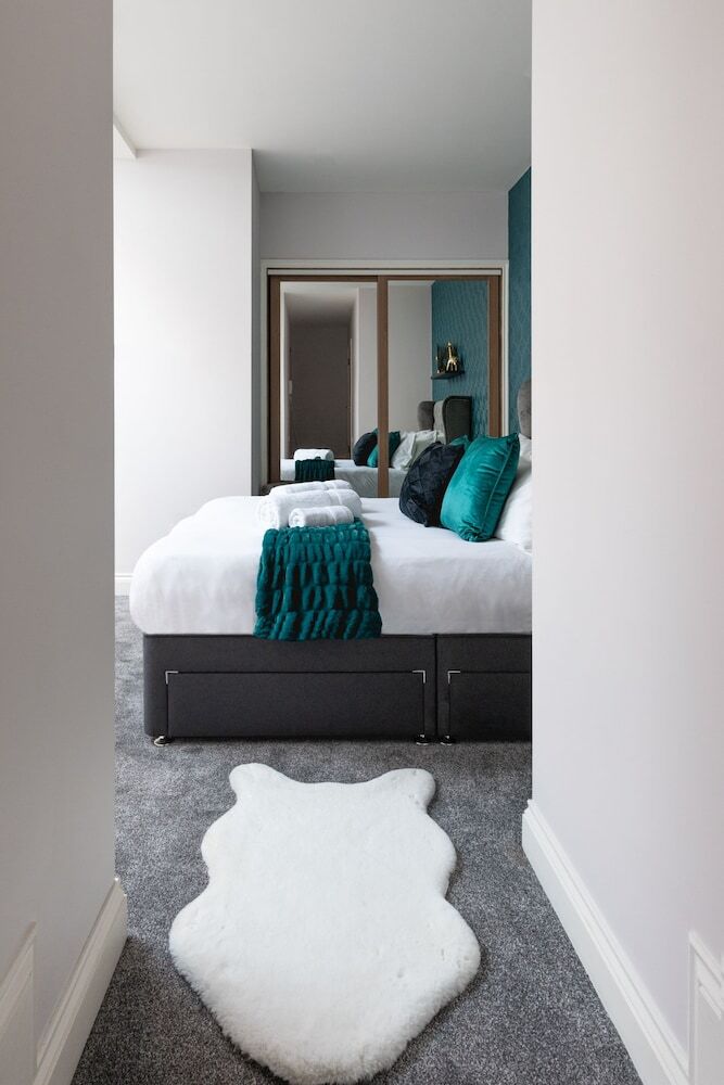 Aparthotel Staycations Maldon Suites