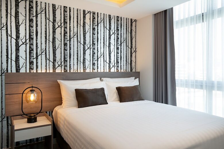 Orion Hotel & Residence