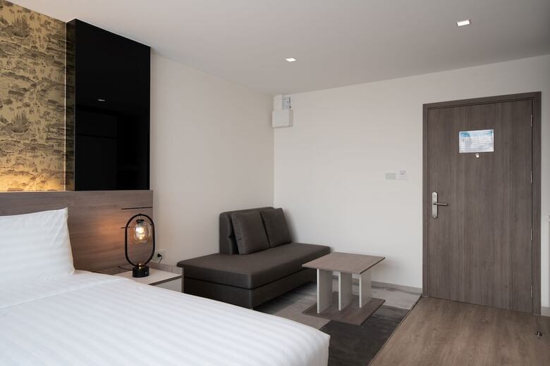 Orion Hotel & Residence