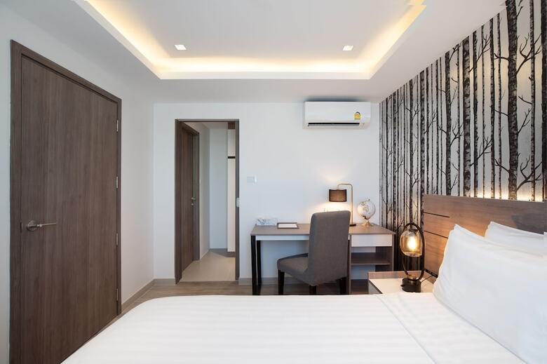 Orion Hotel & Residence