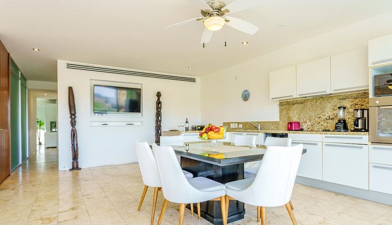 Magia By Stella Rentals