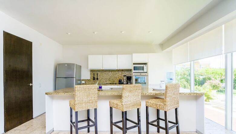 Magia By Stella Rentals