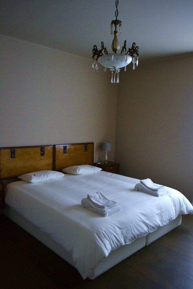 Jo's Place
