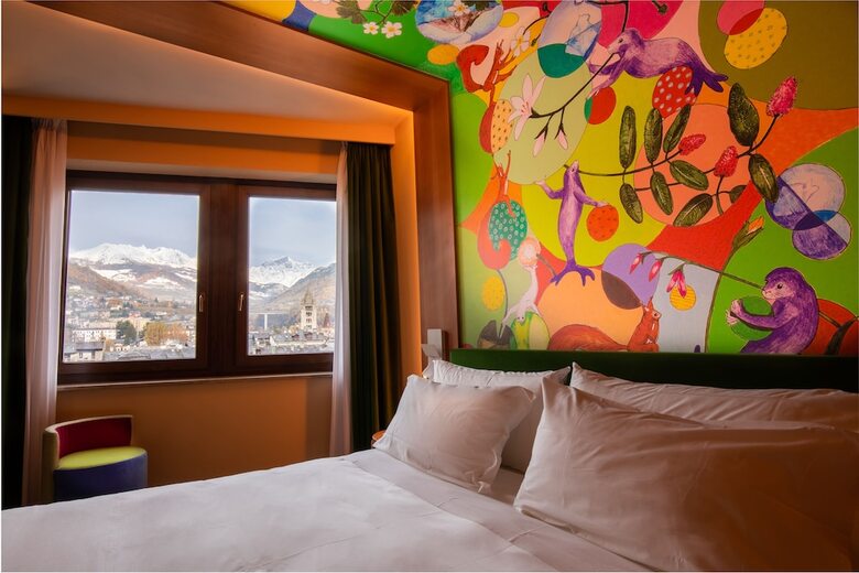 Omama Hotel