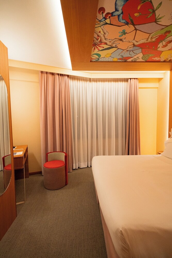 Omama Hotel