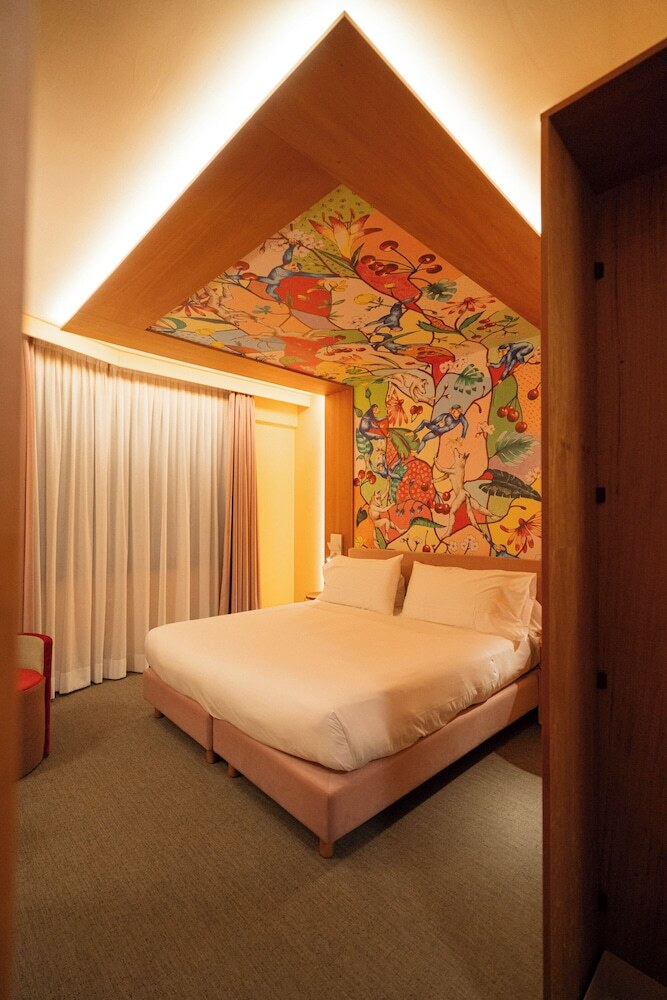 Omama Hotel