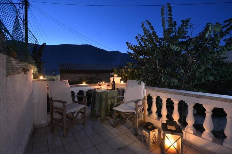Hotel Troullos Traditional Houses