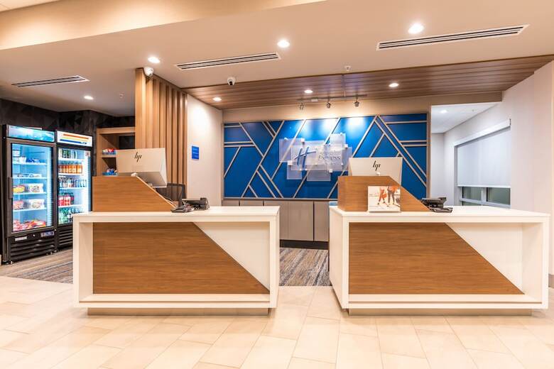 Hotel Holiday Inn Express & Suites Charlottesville By Ihg