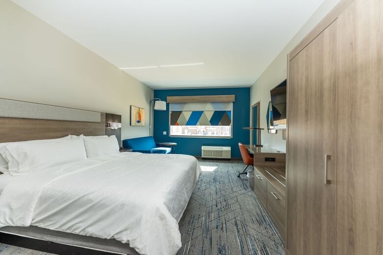 Hotel Holiday Inn Express & Suites Charlottesville By Ihg