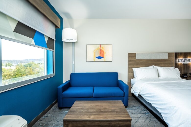 Hotel Holiday Inn Express & Suites Charlottesville By Ihg