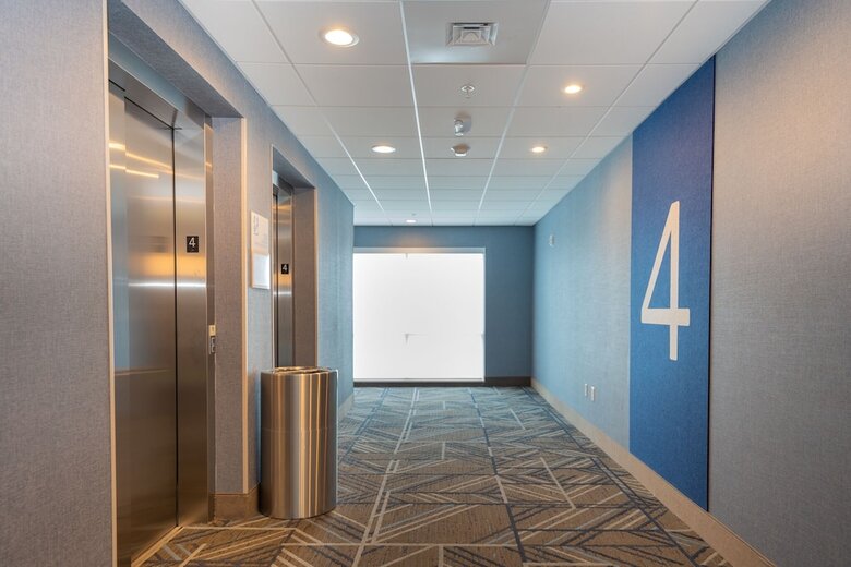 Hotel Holiday Inn Express & Suites Charlottesville By Ihg