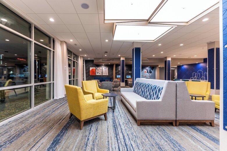 Hotel Holiday Inn Express & Suites Charlottesville By Ihg