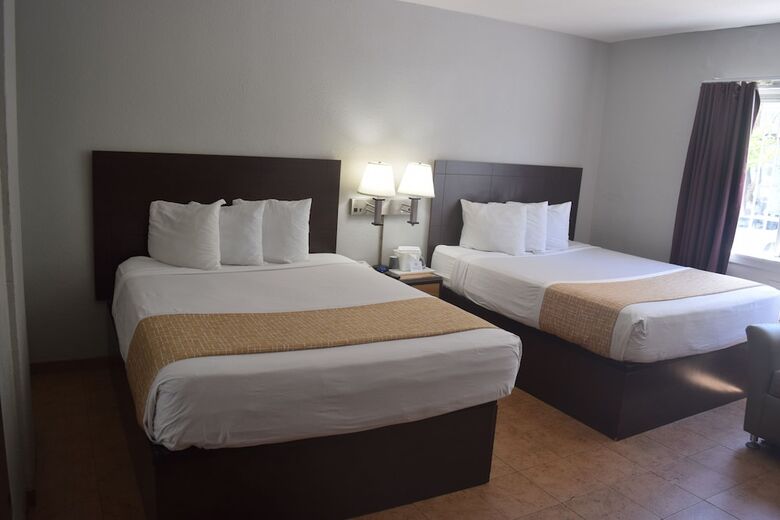 Sf Central Hotel
