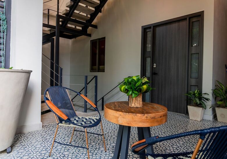 Apartamentos The Garden Suites
