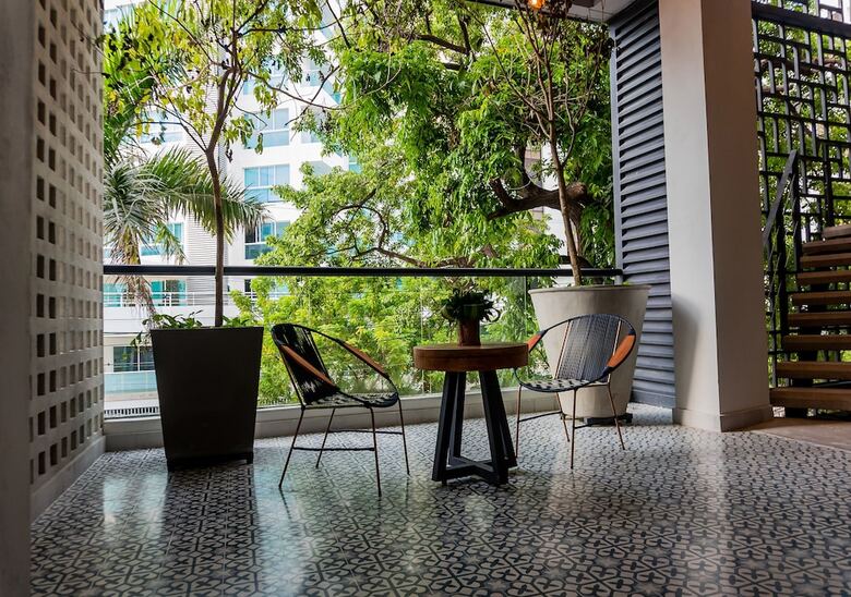 Apartamentos The Garden Suites
