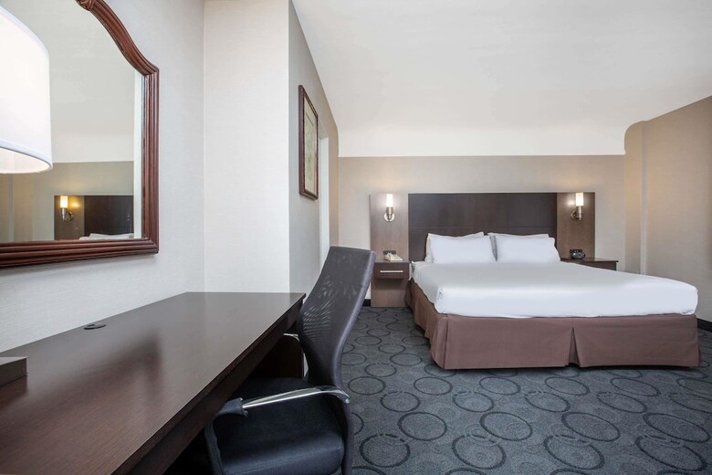 Hotel Baymont By Wyndham San Diego Downtown