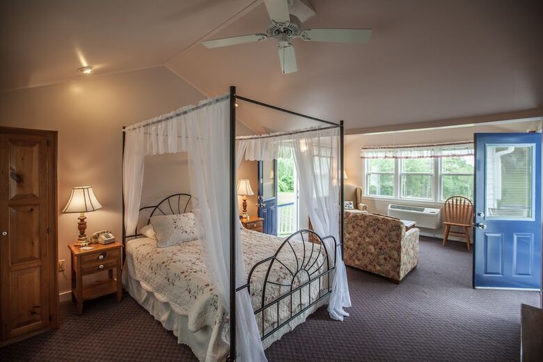 Glenmoor By The Sea