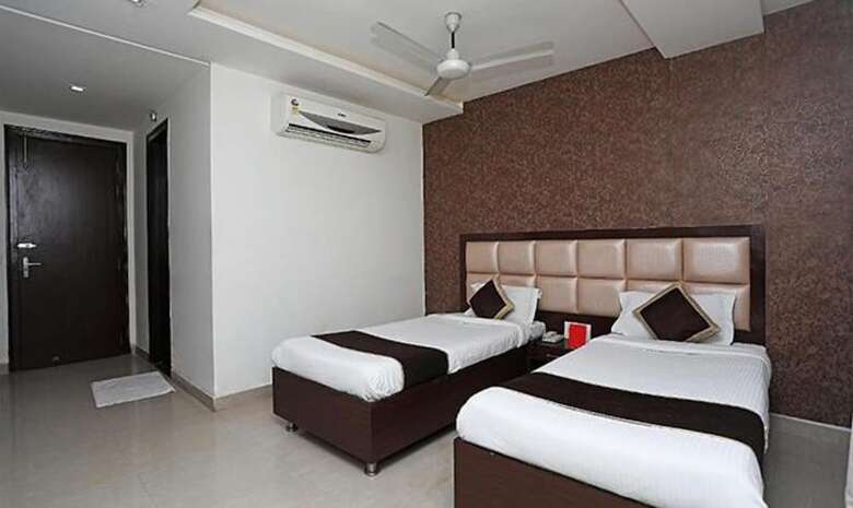 Fabhotel Taj Castle