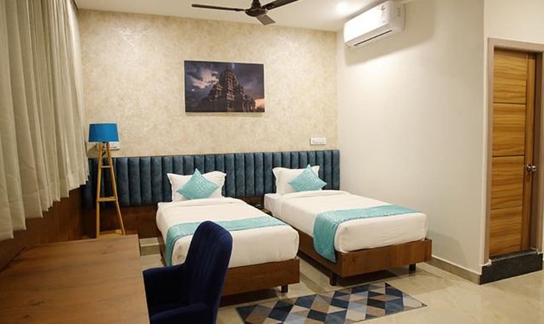 Fabhotel Prime Zing Rooms