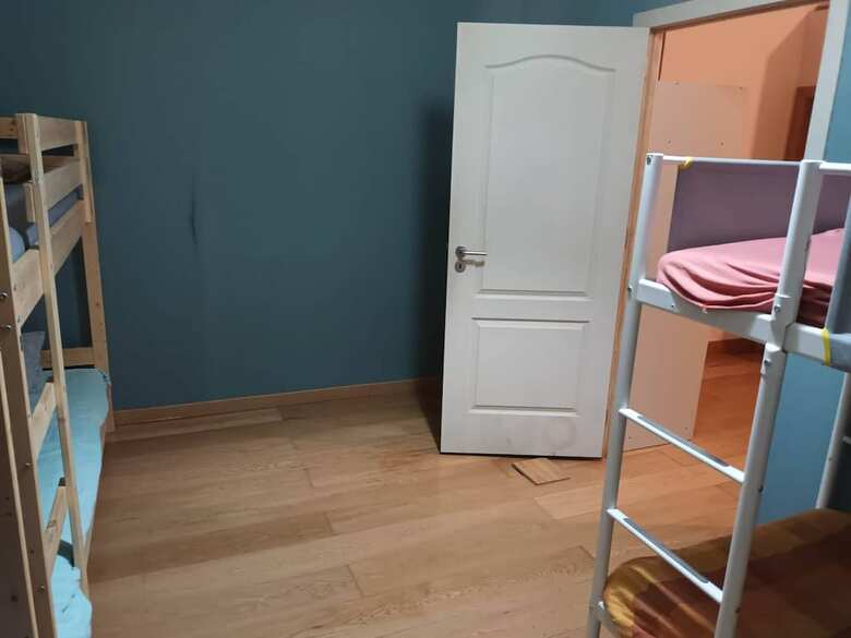 Room-bed In A 6-bed Dormitory Room 2 Mal