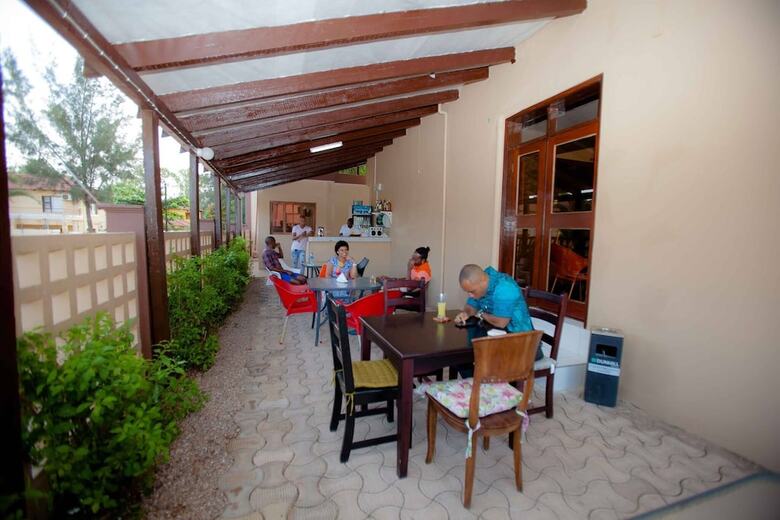 Bed & Breakfast Lidias Guest House