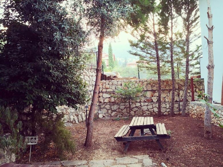Pension Seron Mountain House
