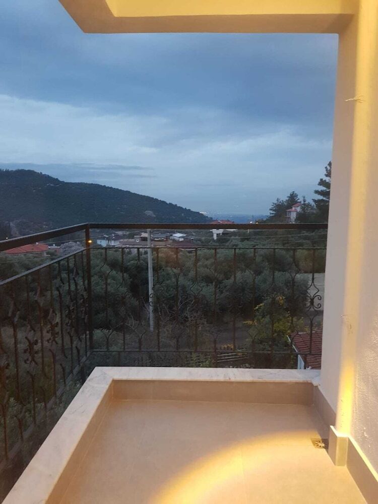 Pension Seron Mountain House