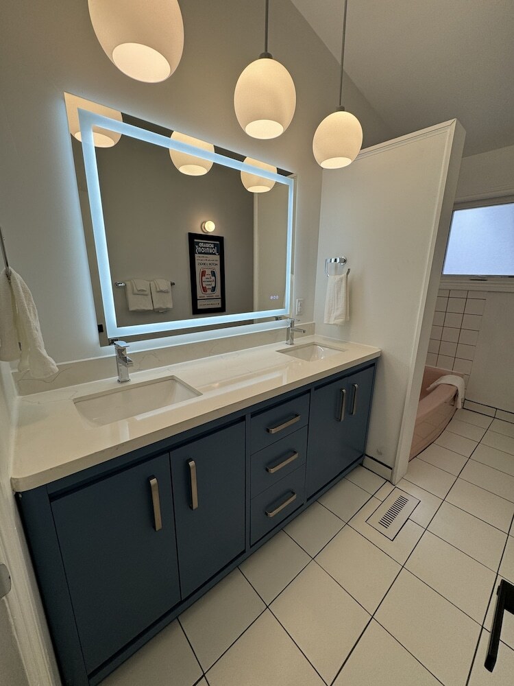 Hojo House Winnipeg