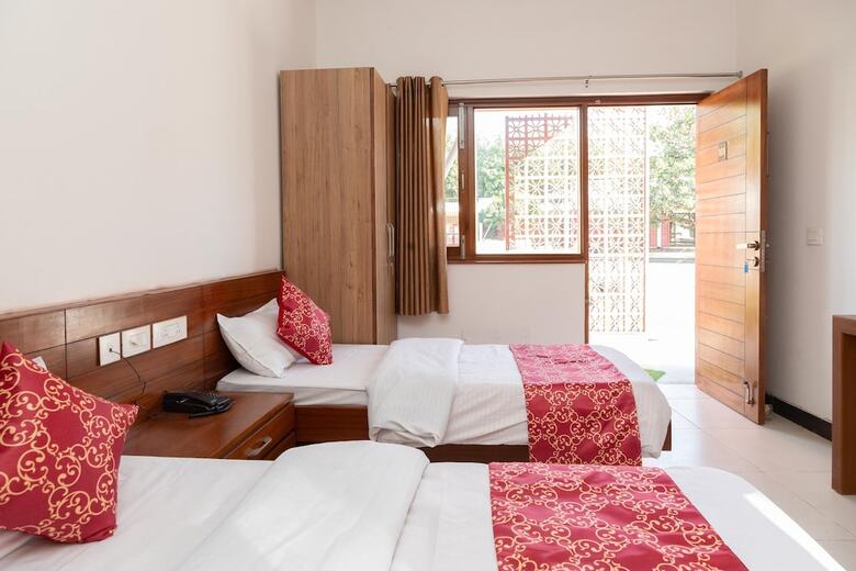 Hotel Lychee Bagh