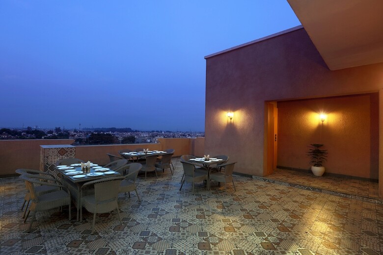 Hotel Regalia Grand By Delight Stay
