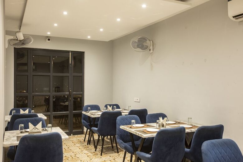 Hotel Regalia Grand By Delight Stay