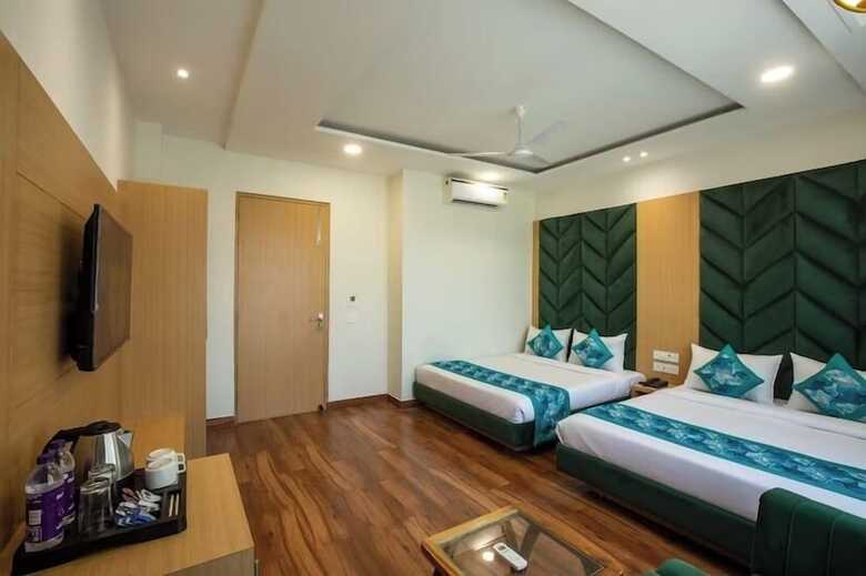 Hotel Regalia Grand By Delight Stay