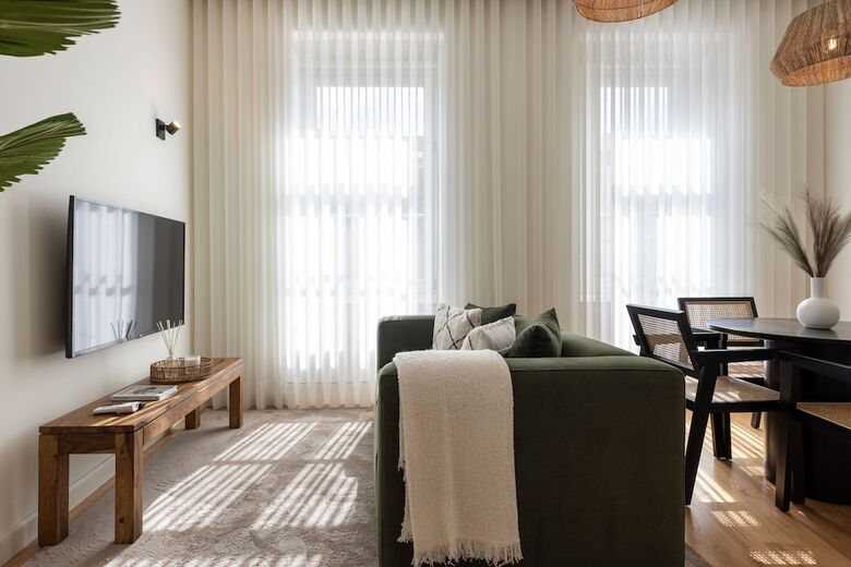 Aparthotel Mouzinho Da Silveira 215 By Lovelystay
