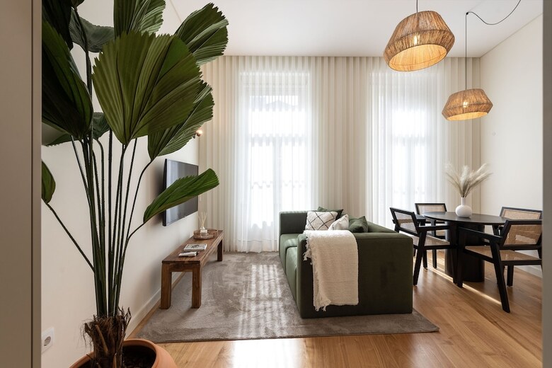 Aparthotel Mouzinho Da Silveira 215 By Lovelystay