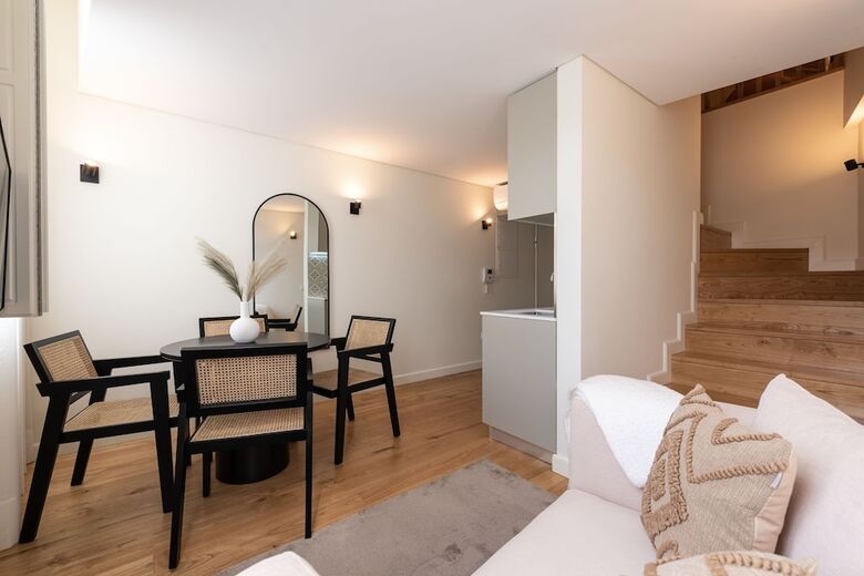 Aparthotel Mouzinho Da Silveira 215 By Lovelystay