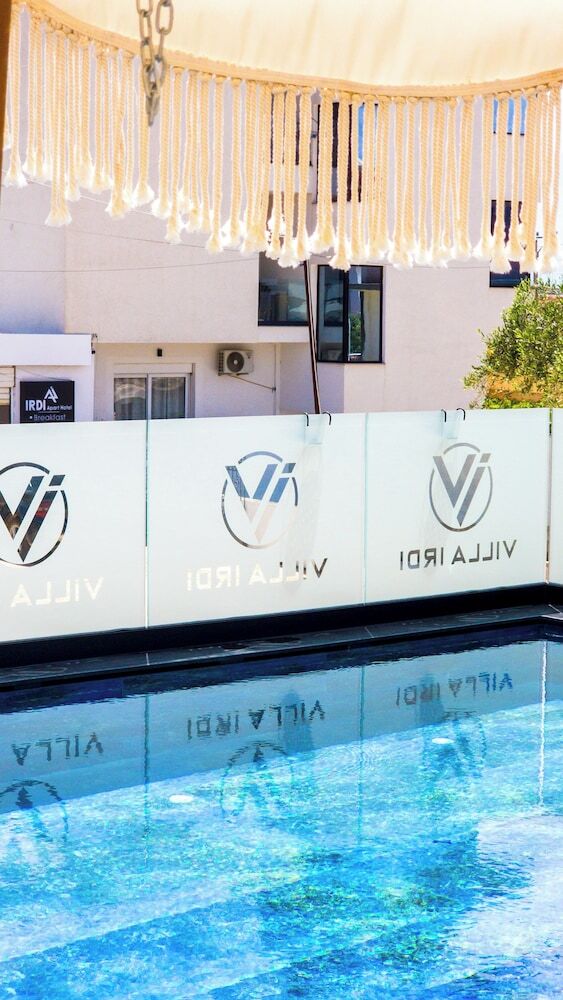 Hotel Vila Irdi
