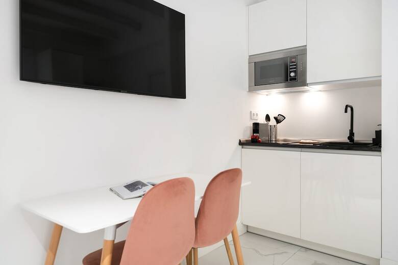 Aparthotel Dobo Madrid Luna