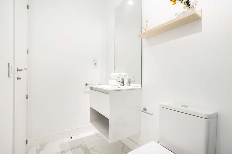 Aparthotel Dobo Madrid Luna