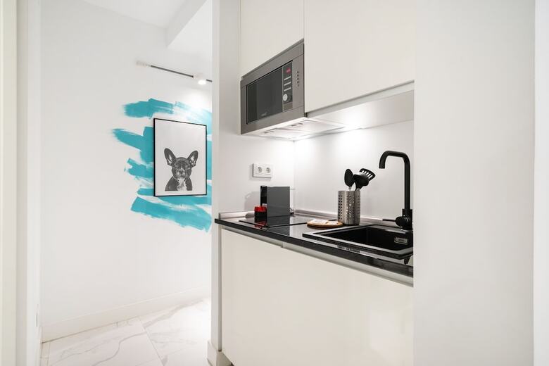 Aparthotel Dobo Madrid Luna