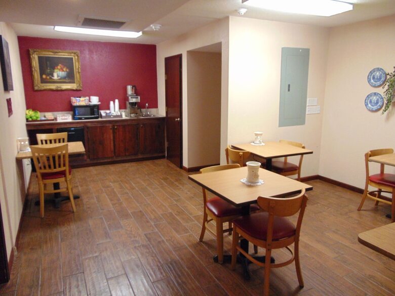 Hotel Candlelight Inn