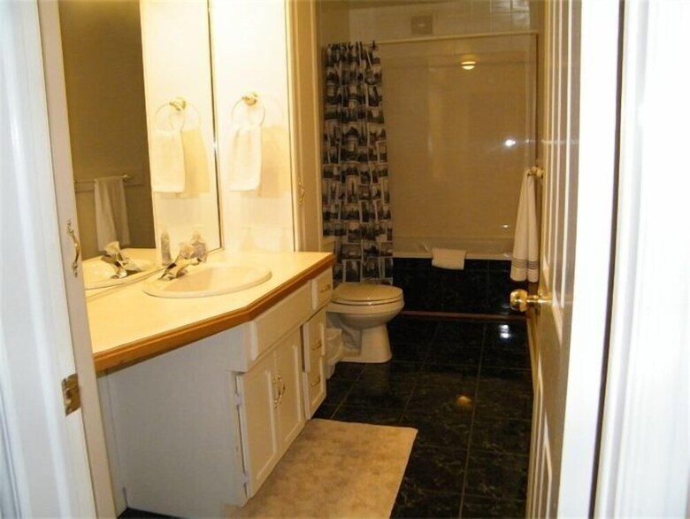 Hotel 1000 Island Condo Getaway