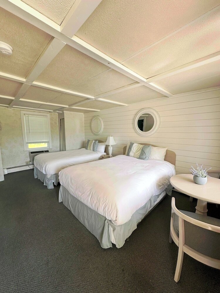 Hotel Shoreway Acres Inn & Cape Cod Lodging
