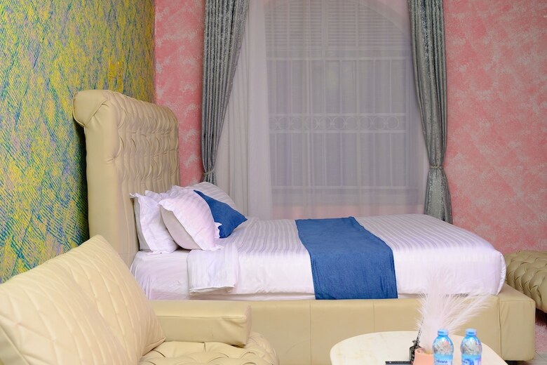 Hotel Croylandz Cottages
