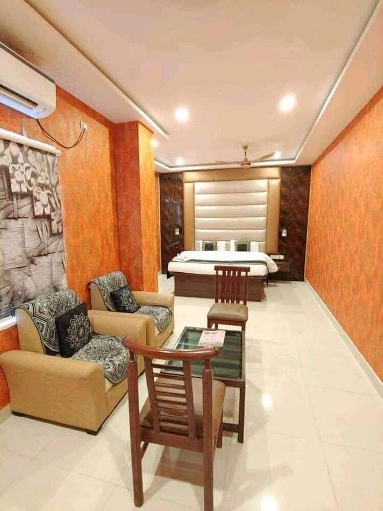 Hotel The Golden Palace