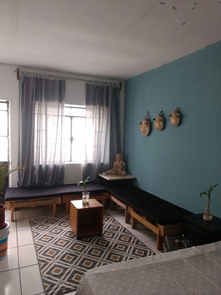 Hostal Gato Azul Habitaciones Privadas