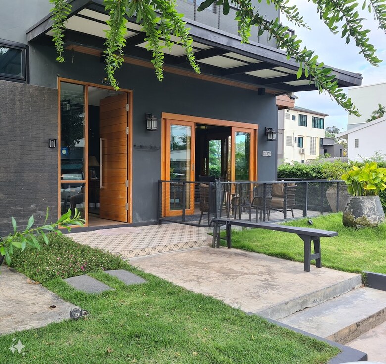 Hotel The Lantern Suites