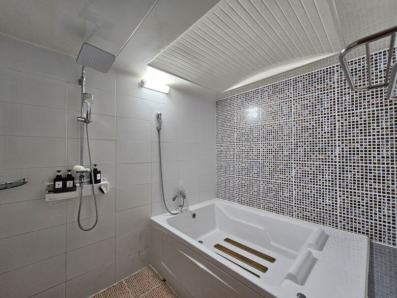 Hotel G7