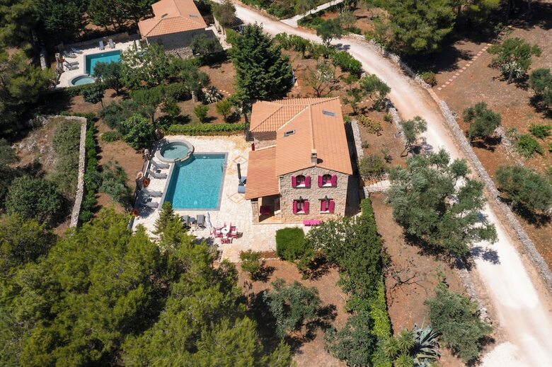 Aresti Mountain Resort