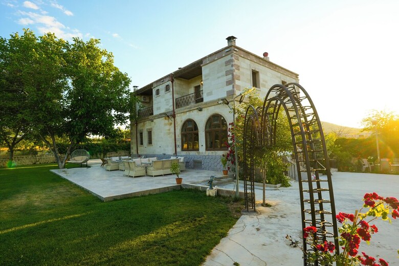 Hotel Cevizli Konak