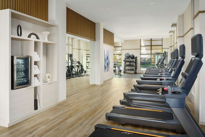 AC Hotel By Marriott Naples 5th Avenue